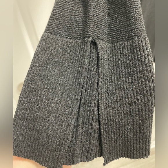 Bell Sleeve Shirt - Picture 6 of 9